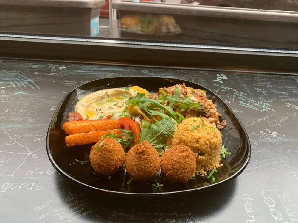 Esra Falafel Berlin projesinden görsel